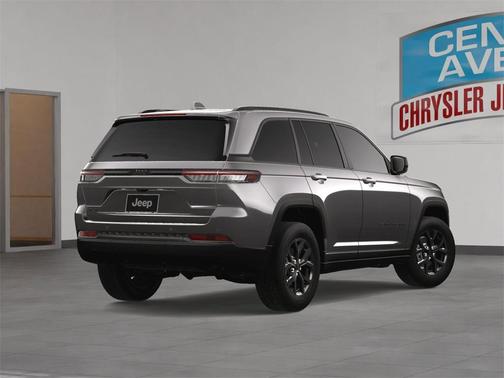 2025 Jeep Grand Cherokee Laredo