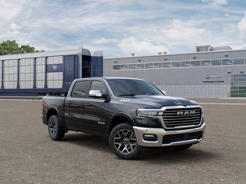 Diamond Black 2026 RAM 1500 Laramie