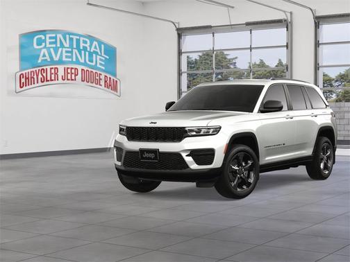 2025 Jeep Grand Cherokee Laredo