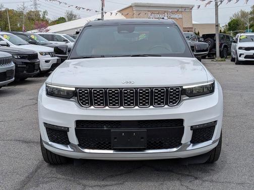 Bright White Clearcoat 2023 Jeep Grand Cherokee L Summit
