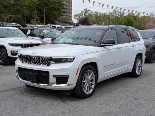 Bright White Clearcoat 2023 Jeep Grand Cherokee L Summit