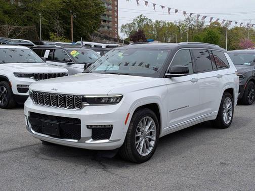 Bright White Clearcoat 2023 Jeep Grand Cherokee L Summit