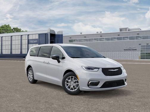 Bright White Clearcoat 2026 Chrysler Pacifica Select