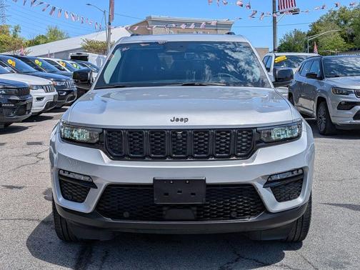 Silver Zynith 2023 Jeep Grand Cherokee Limited