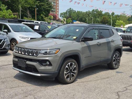 Sting Gray Clearcoat 2022 Jeep Compass Limited