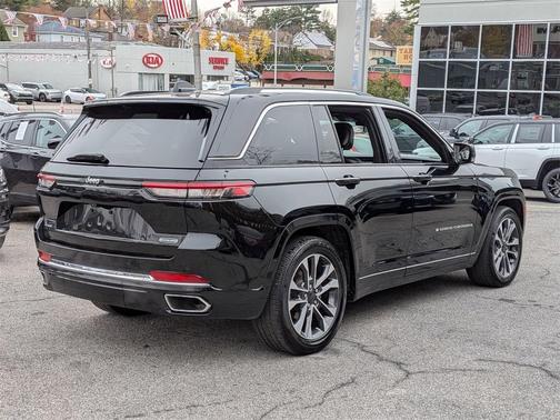 2023 Jeep Grand Cherokee Overland