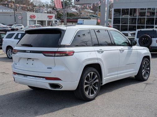 Bright White Clearcoat 2022 Jeep Grand Cherokee 4xe Overland