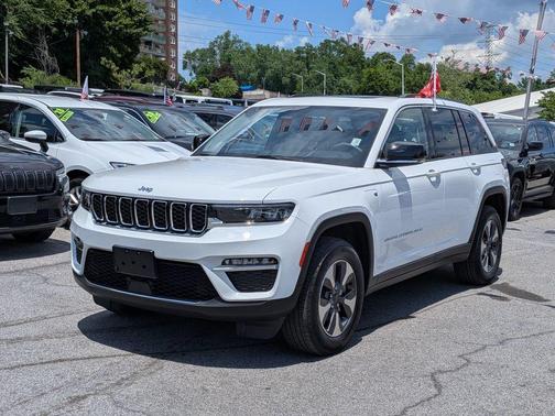 Bright White Clearcoat 2023 Jeep Grand Cherokee 4xe Base
