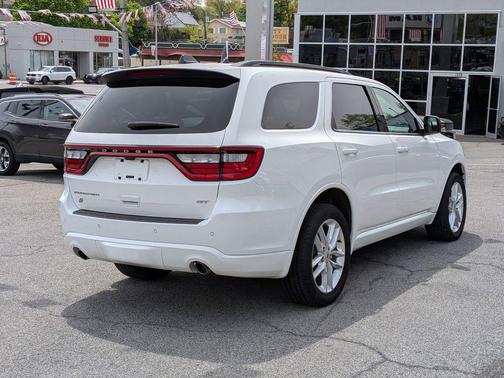 White Knuckle Clearcoat 2023 Dodge Durango GT