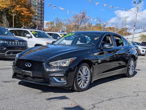 2018 INFINITI Q50 3.0t LUXE