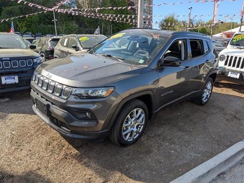 2022 Jeep Compass Latitude Lux 4x4