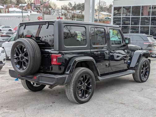 2023 Jeep Wrangler 4xe Sahara