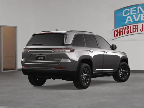 2025 Jeep Grand Cherokee Laredo