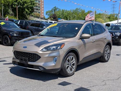 Desert Gold Metallic 2020 Ford Escape SEL