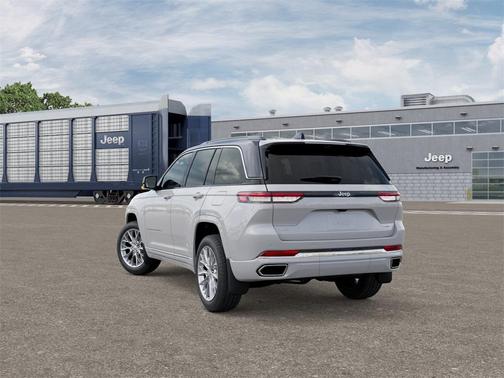 2025 Jeep Grand Cherokee Summit