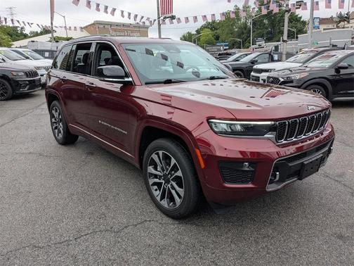 2022 Jeep Grand Cherokee Overland