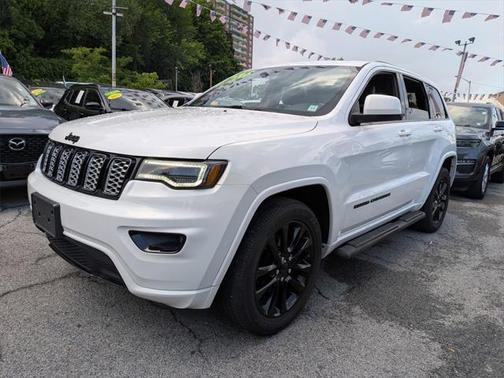2020 Jeep Grand Cherokee Altitude 4X4