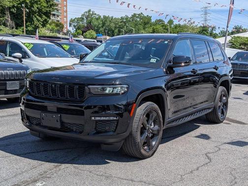 Diamond Black 2023 Jeep Grand Cherokee L Limited
