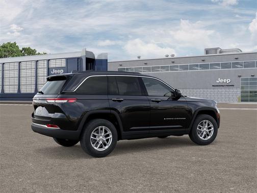 2025 Jeep Grand Cherokee Laredo X