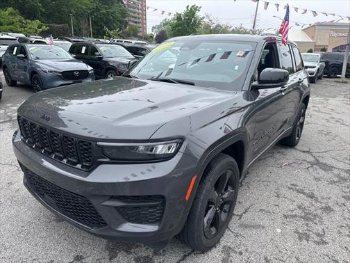 2023 Jeep Grand Cherokee Altitude 4x4