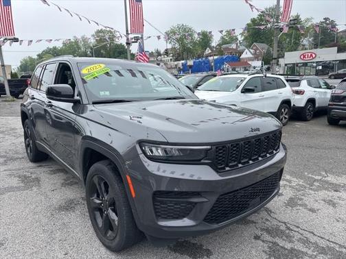2023 Jeep Grand Cherokee Altitude 4x4