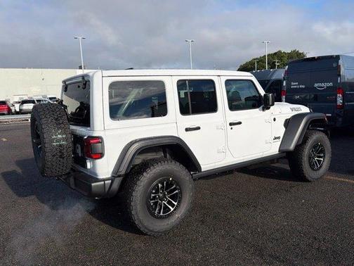 Bright White Clearcoat 2027 Jeep Wrangler Sport