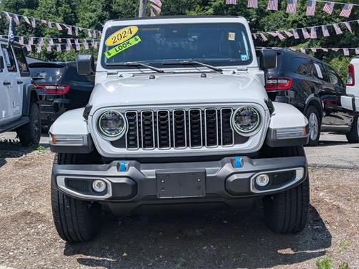 2024 Jeep Wrangler 4xe Sahara 4xe