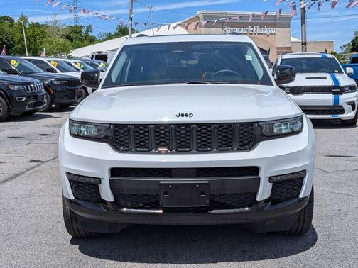 Bright White Clearcoat 2023 Jeep Grand Cherokee L Limited