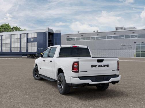 Bright White Clearcoat 2027 RAM 1500 Big Horn/Lone Star