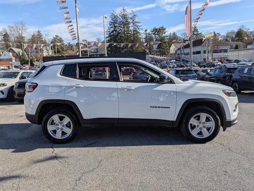 2022 Jeep Compass Latitude