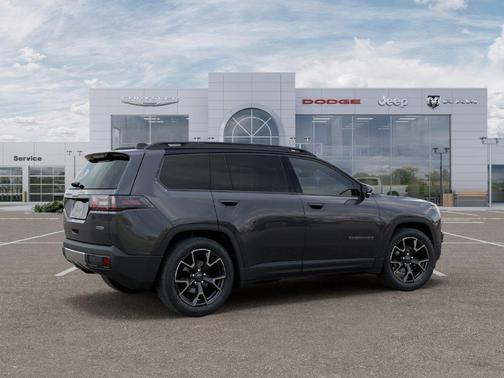 Sting Gray Clearcoat 2026 Jeep Cherokee Overland