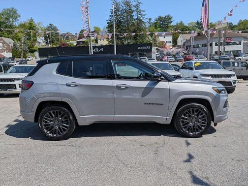 Gray 2024 Jeep Compass Limited