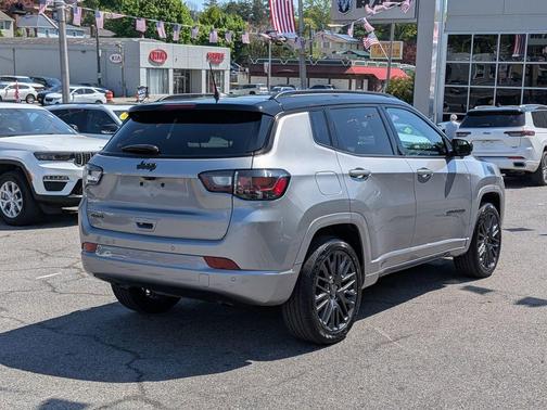 Gray 2024 Jeep Compass Limited