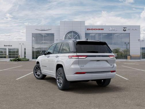Bright White Clearcoat 2026 Jeep Grand Cherokee Summit