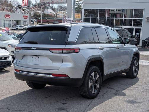 2022 Jeep Grand Cherokee 4xe Base
