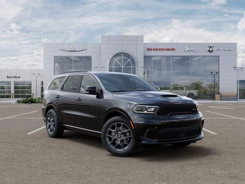 DB Black Crystal Clearcoat 2026 Dodge Durango GT Plus HEMI V8