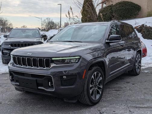 2023 Jeep Grand Cherokee Overland