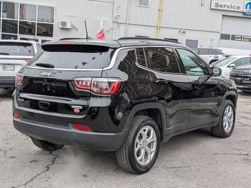 2024 Jeep Compass Latitude