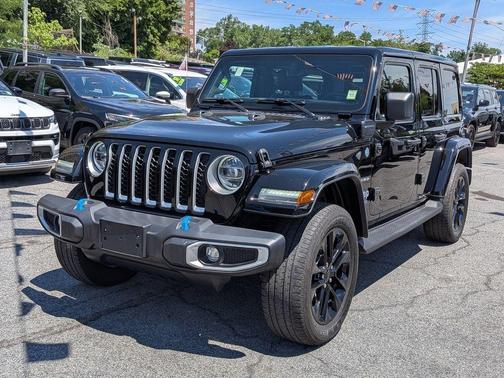 Black Clearcoat 2022 Jeep Wrangler Unlimited 4xe Sahara