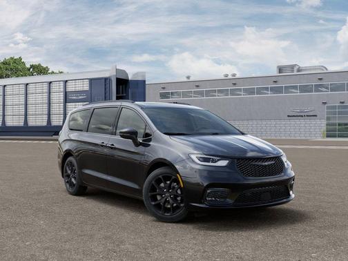 Diamond Black 2026 Chrysler Pacifica Limited