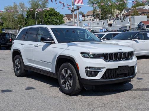 Bright White Clearcoat 2022 Jeep Grand Cherokee 4xe Base