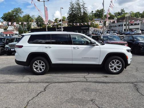 Bright White Clearcoat 2023 Jeep Grand Cherokee L Limited