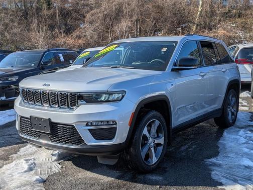 2022 Jeep Grand Cherokee 4xe Base