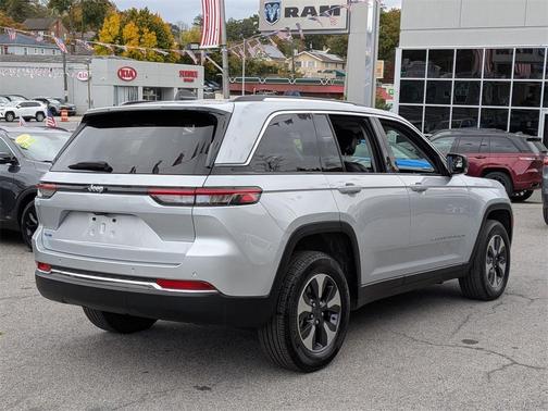 2023 Jeep Grand Cherokee 4xe Base