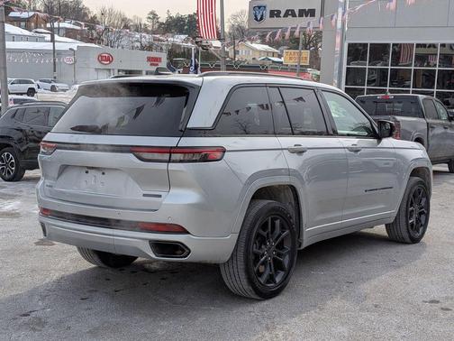 2023 Jeep Grand Cherokee 4xe Base
