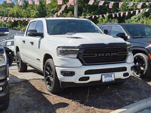Bright White Clearcoat 2023 RAM 1500 Laramie