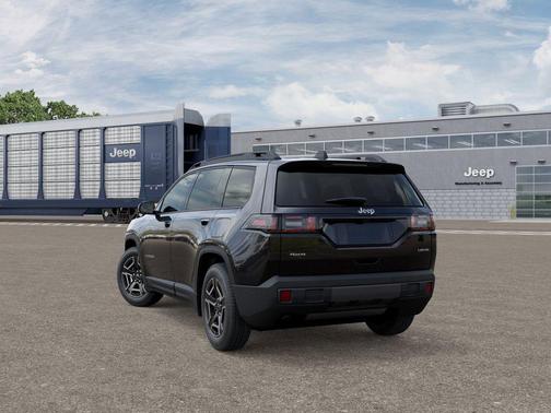 Diamond Black 2026 Jeep Cherokee LAREDO/LIMITED