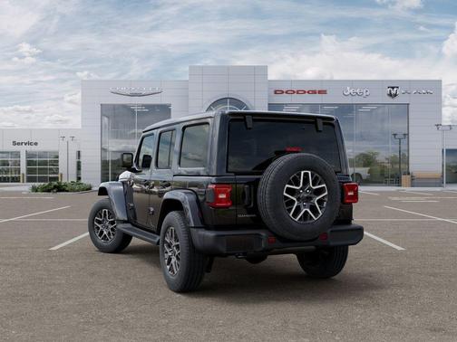 Black Clearcoat 2026 Jeep Wrangler Sahara