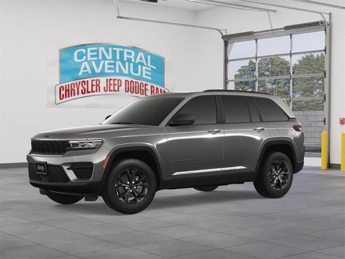 2025 Jeep Grand Cherokee Laredo
