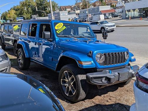 2024 Jeep Wrangler 4xe Sport